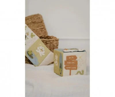 Cubo sensorial de tela Fairyland – Fabelab