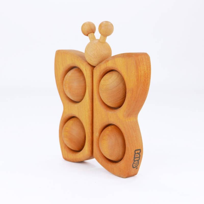 Mariposa de madera con ruedas – BAJO
